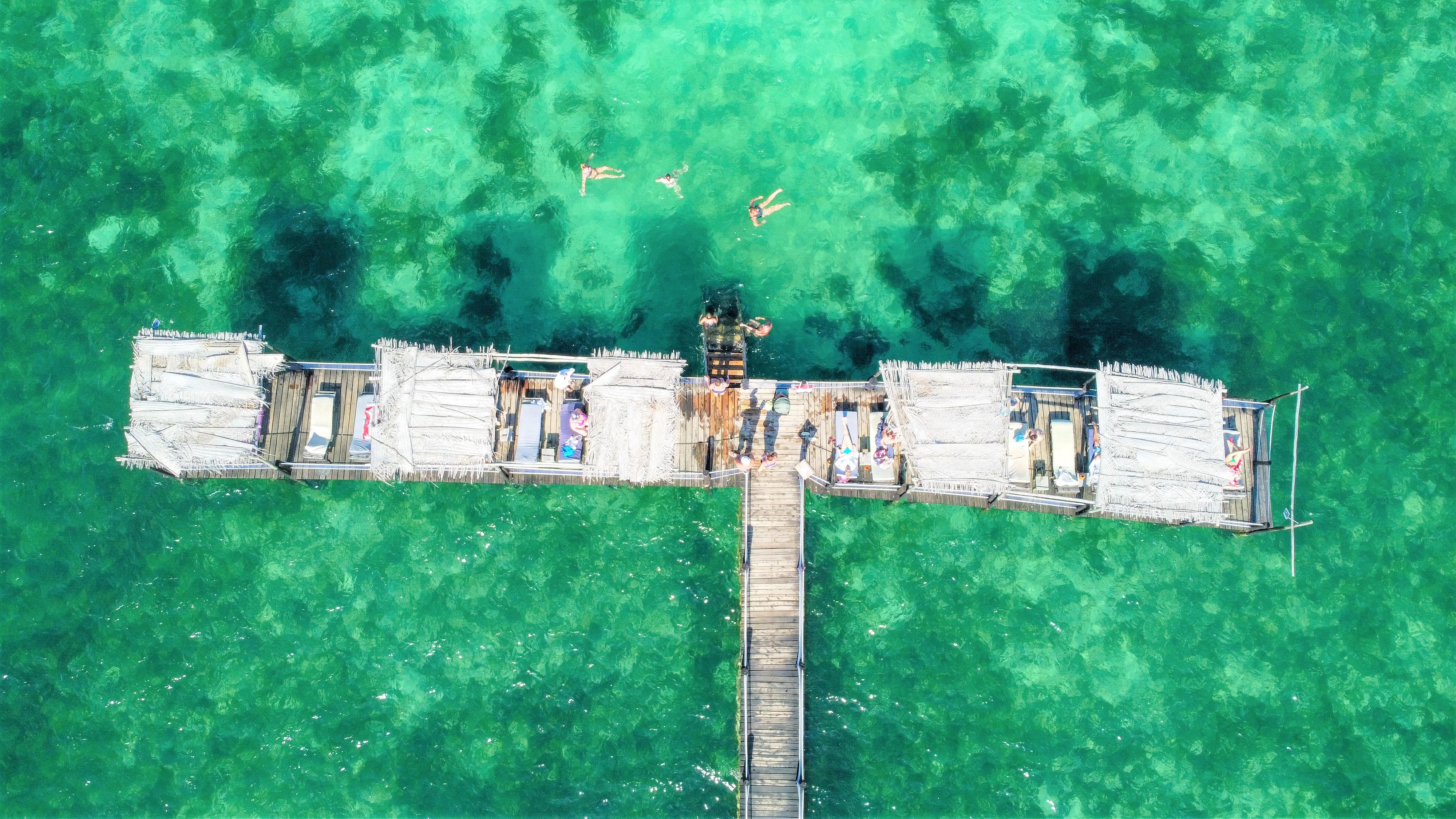 Zanzibar Bay & 4*