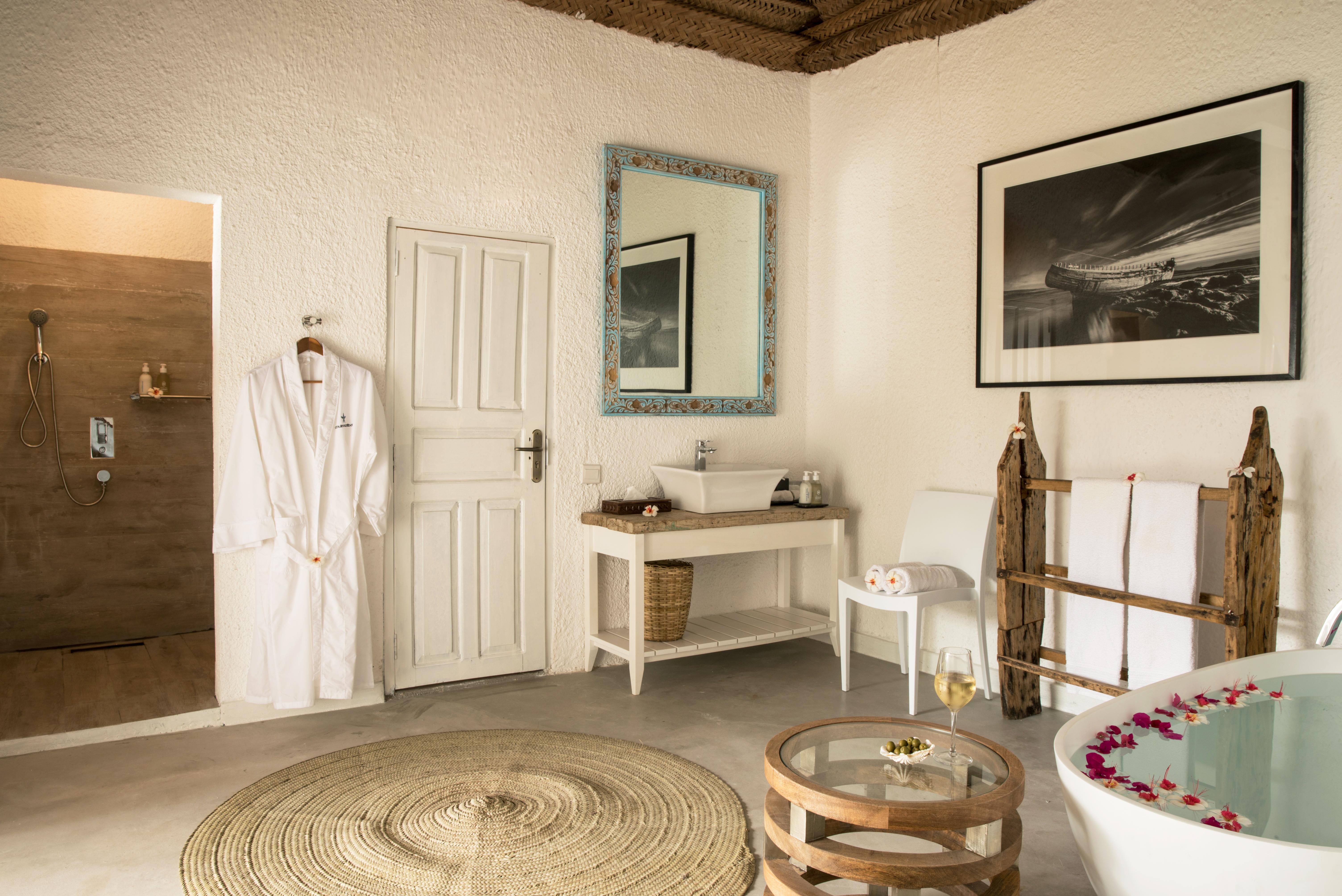 Chuini By Newmark Hotel 3*