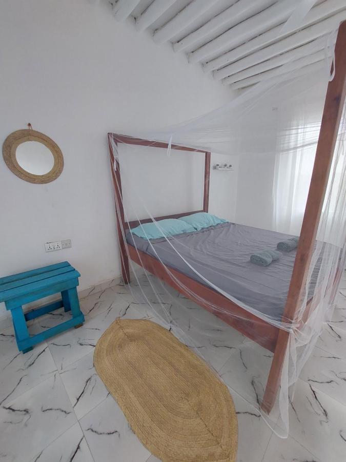 Bed & Breakfast Karibu House *