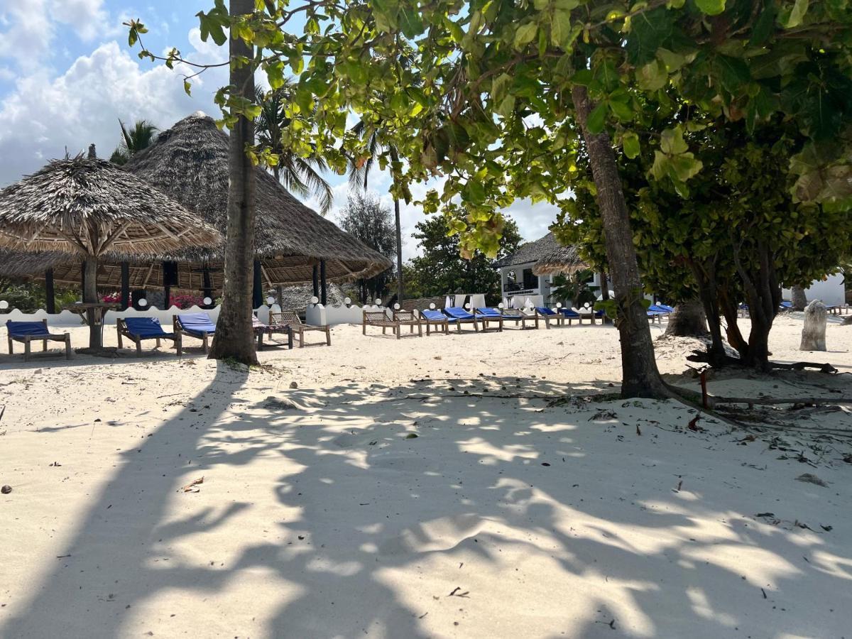 Five Palms 4* Bwejuu