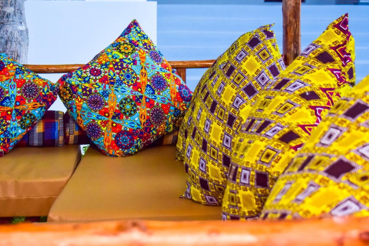 Uhuru House And Restaurant Apartment Nungwi