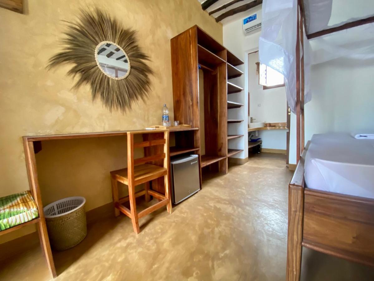 Zuzanu House