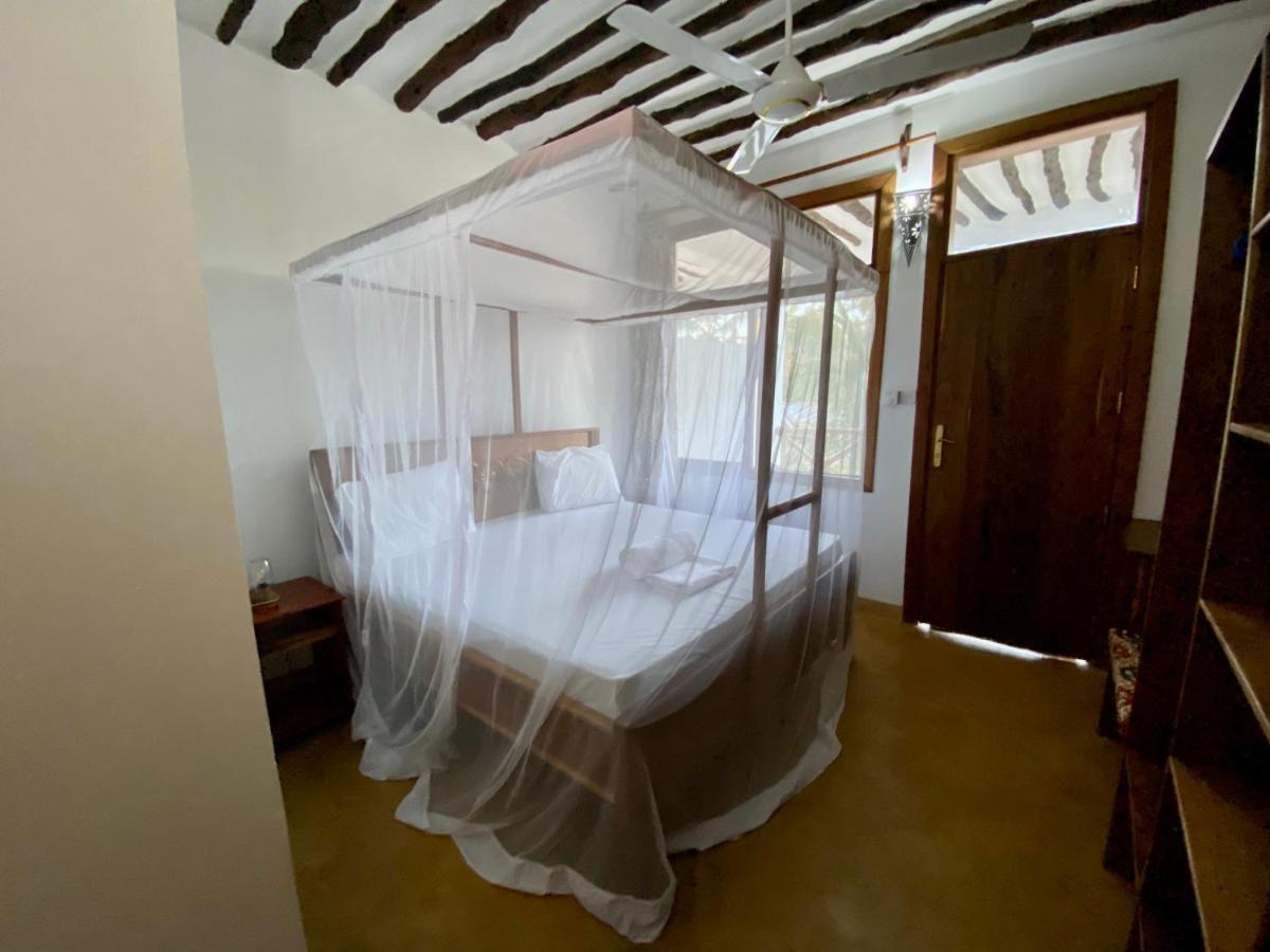 Zuzanu House Bed & Breakfast Nungwi