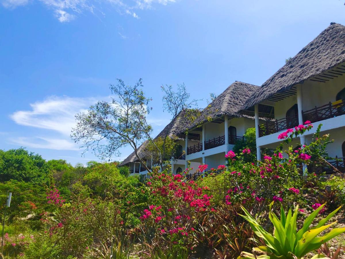 Hotel Bluebay & 5*