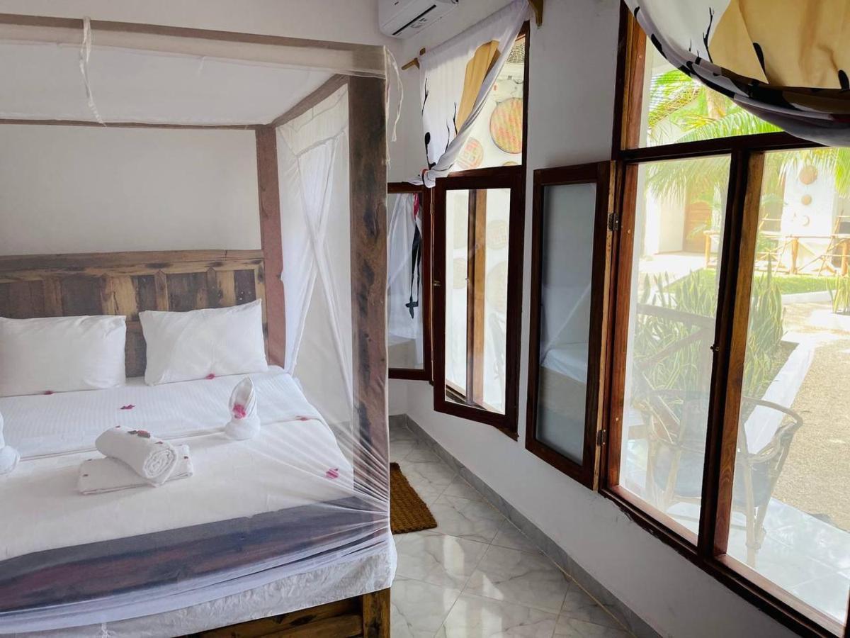 Babalao Hotel