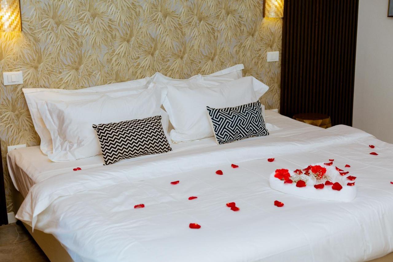 Coral Rocks & Restaurant Hotel 3*