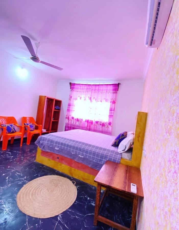 Ndiro House Bed & Breakfast