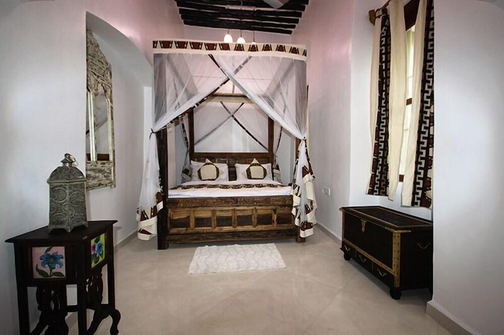 Shaba Boutique Hotel