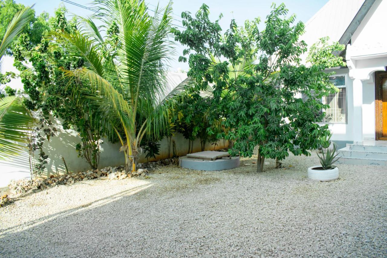 Daniel Zanzibar Hotel *