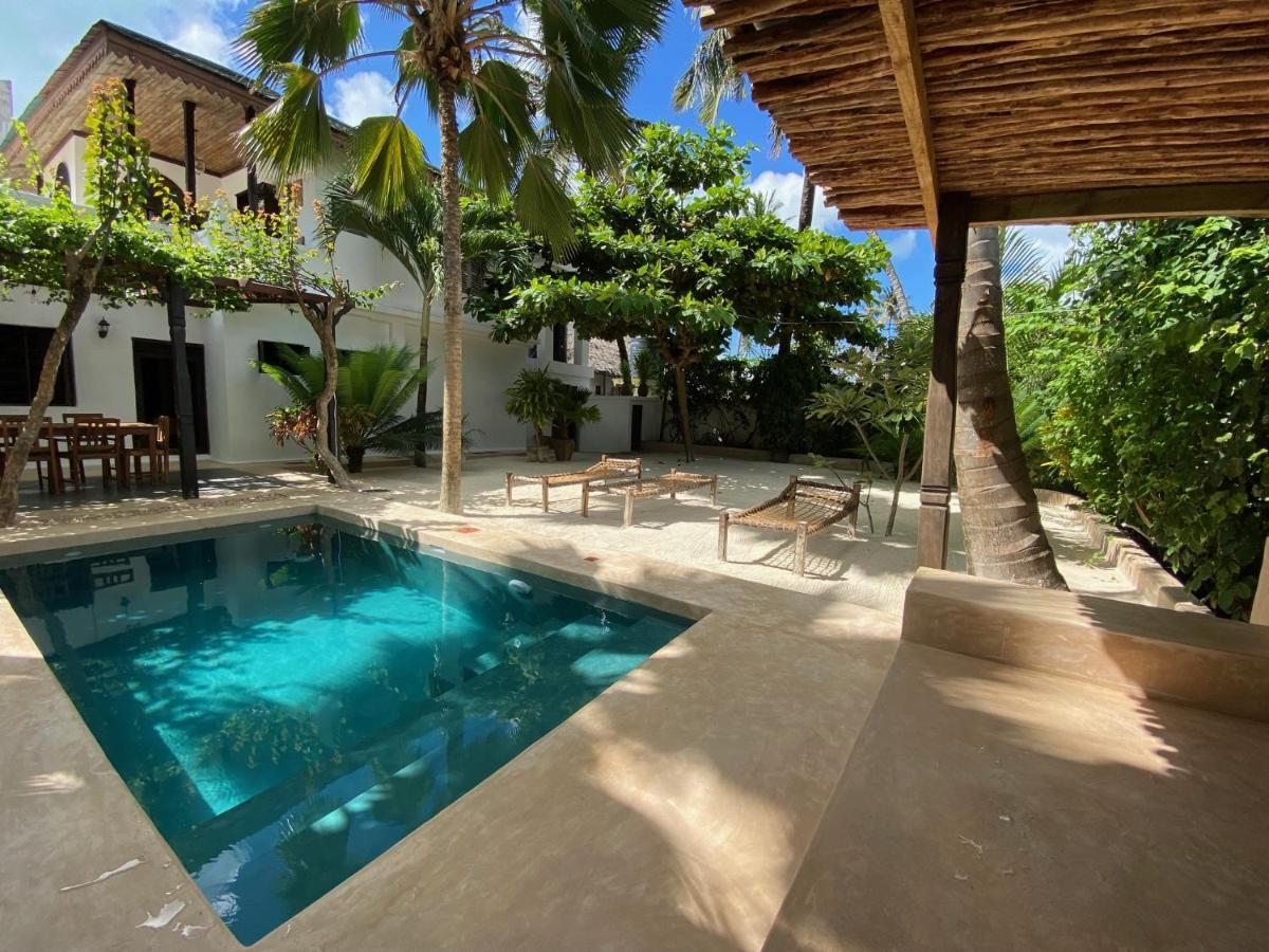 Villa Mwendawima Beach *