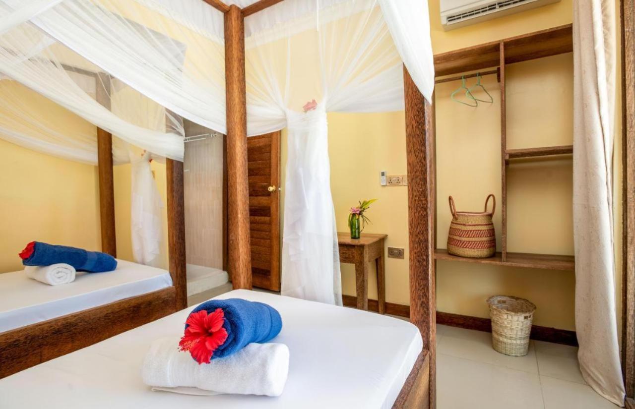 Amber Bed & Breakfast Pongwe