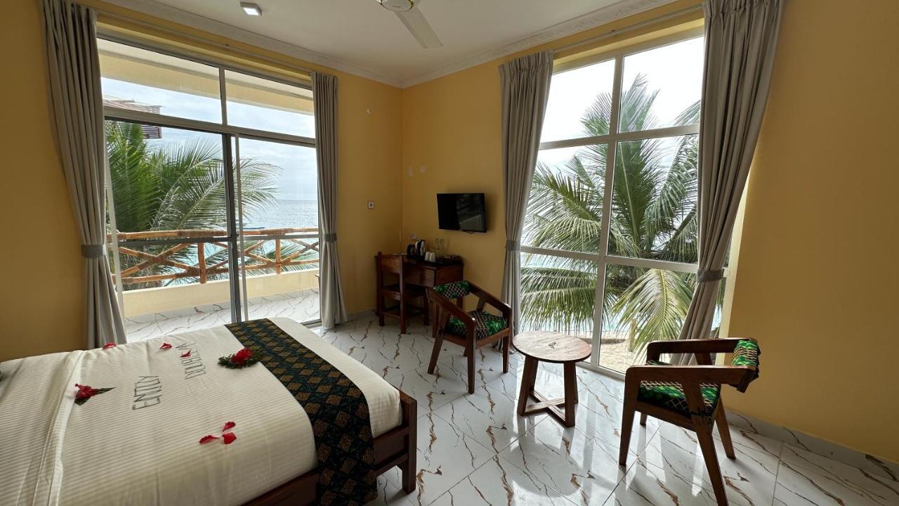 Double A Hotel 4*