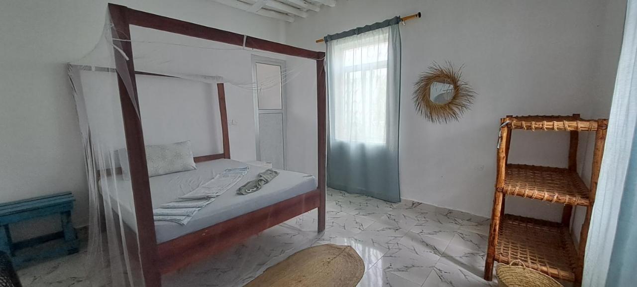 Karibu House Bed & Breakfast *