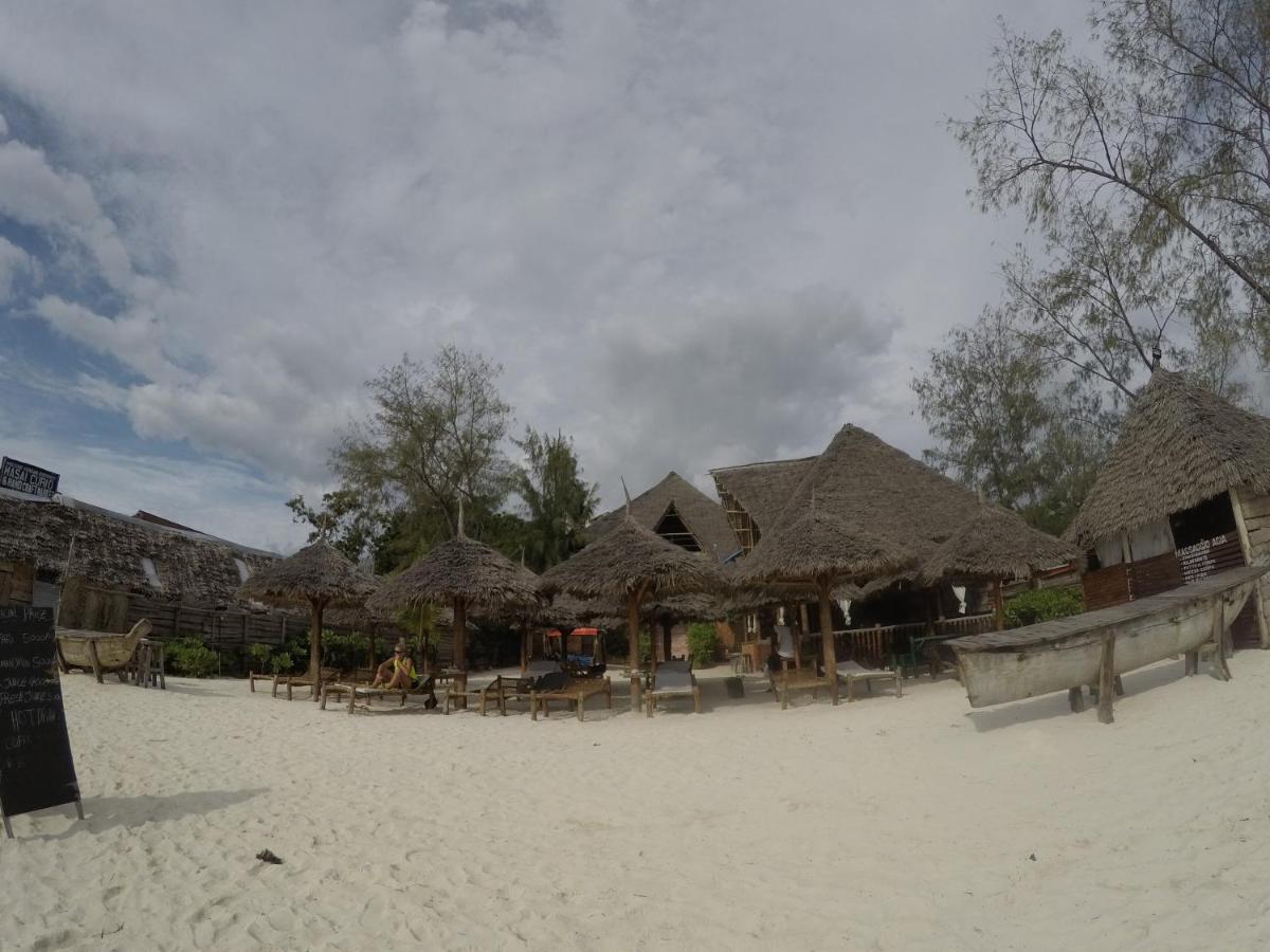 Mano Bed & Breakfast Kendwa
