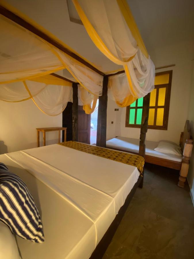 Mano Bed & Breakfast *