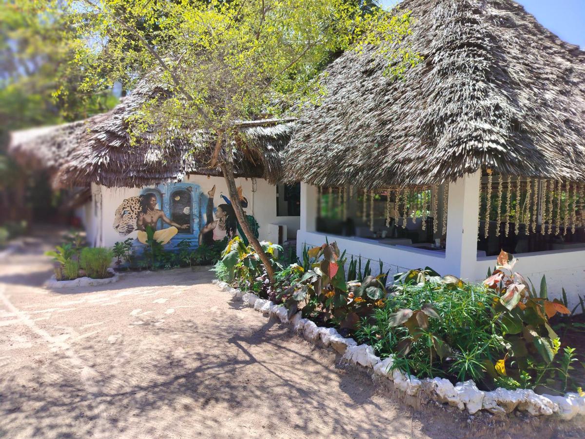 Kilimani Kwetu Beach Lodge