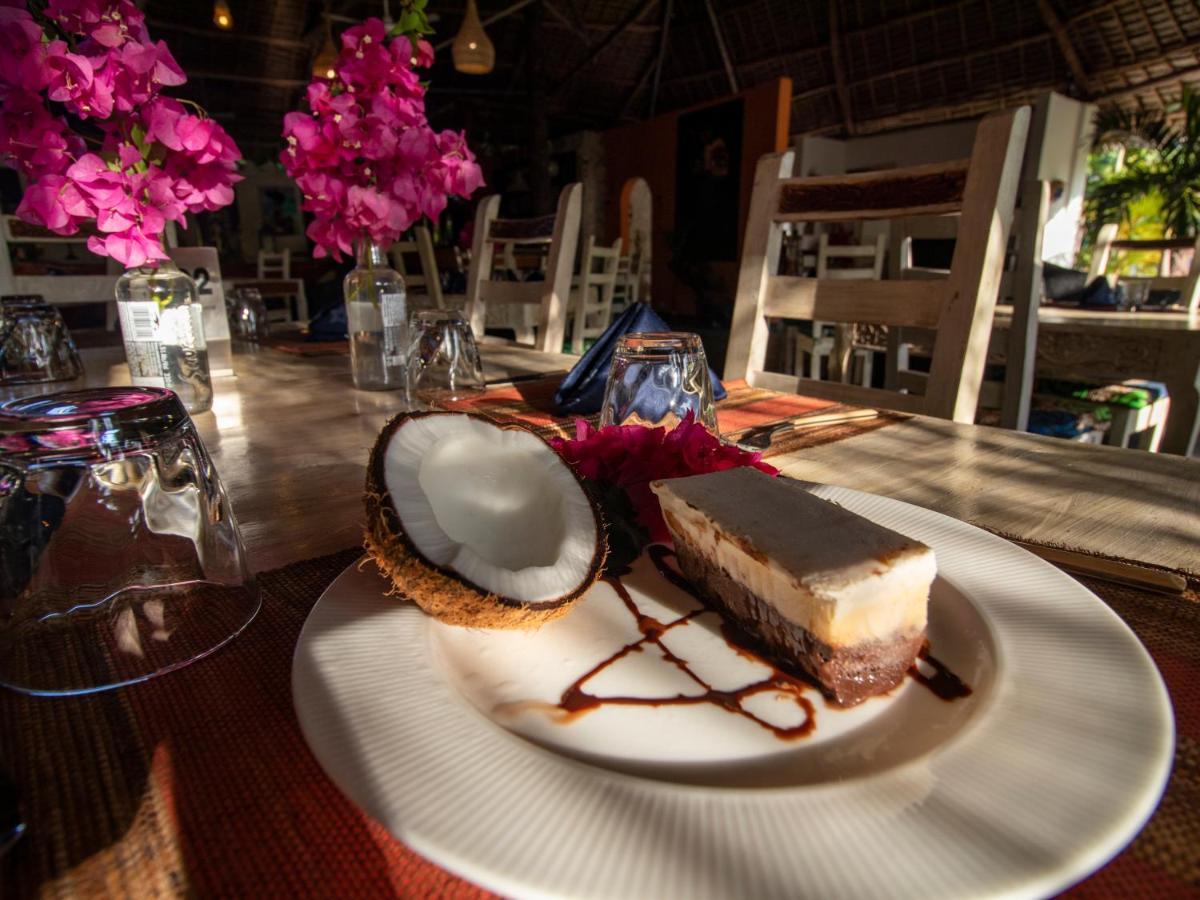 Tropical Boutique & Resto