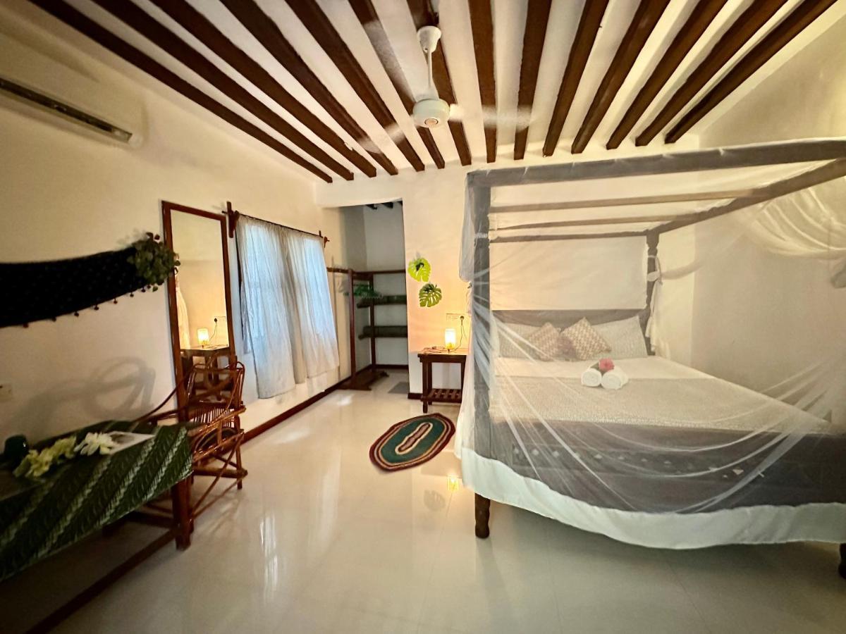 Bed & Breakfast Retreat