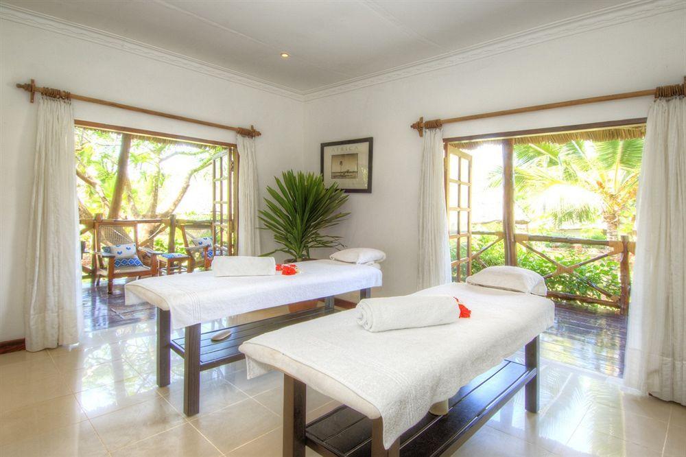Ras Beach Hotel 4*