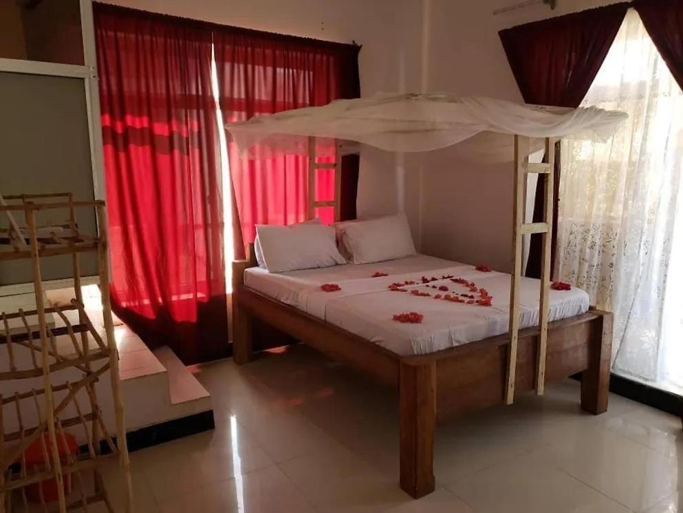 Hotel Cassandra Beach