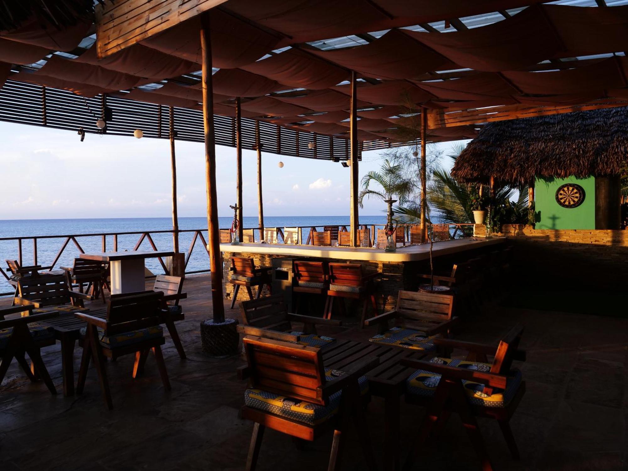 Double A Hotel 4*