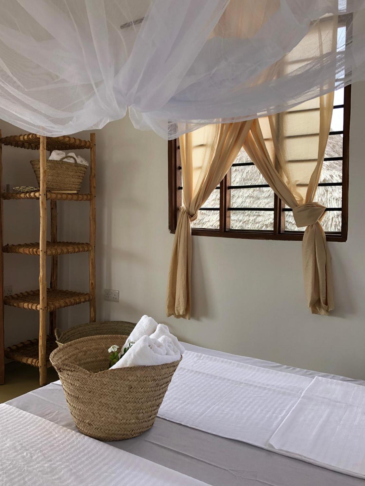 Mlango House Ii Bed & Breakfast *