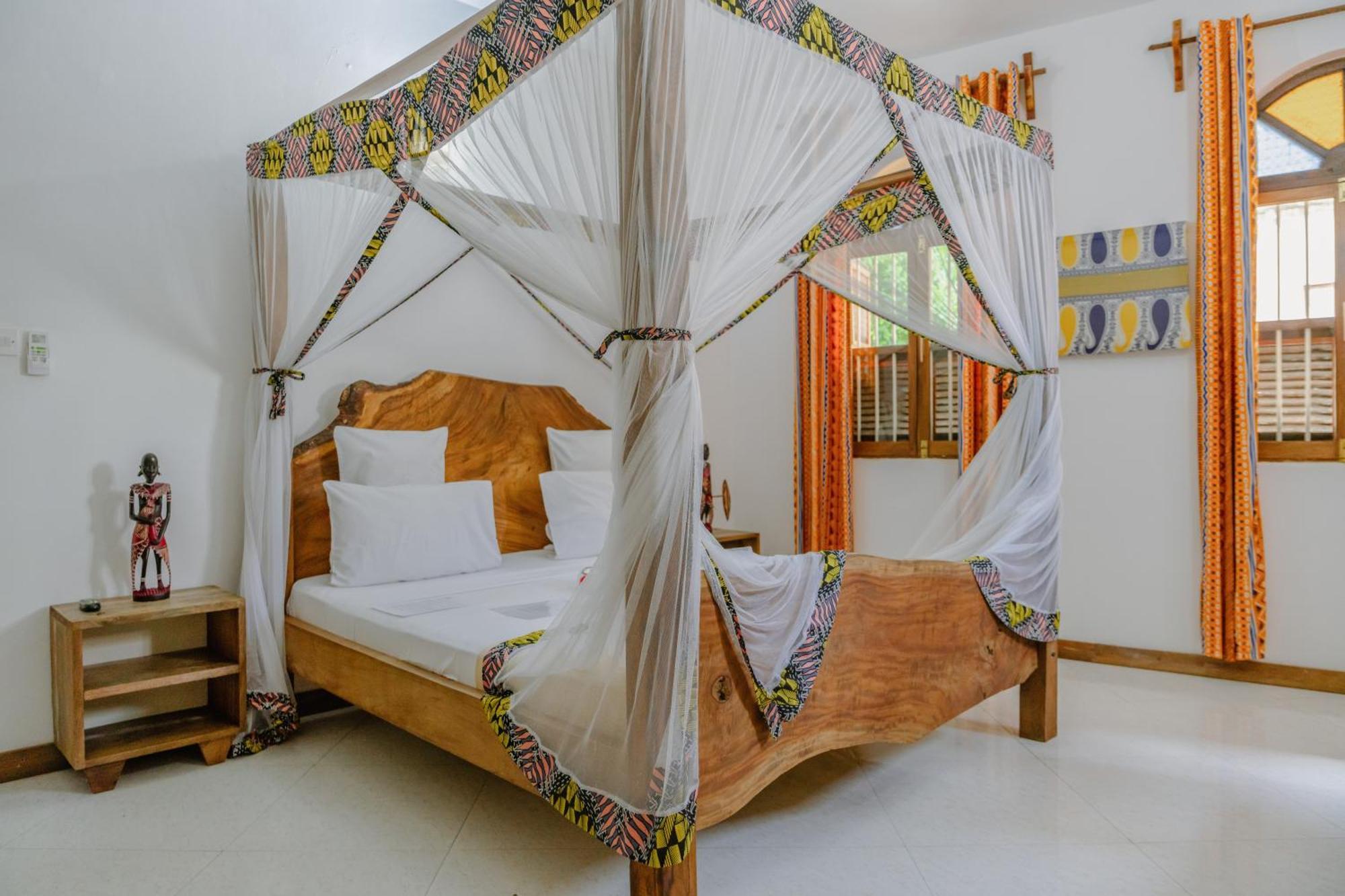 Shoki Shoki House Stone Town