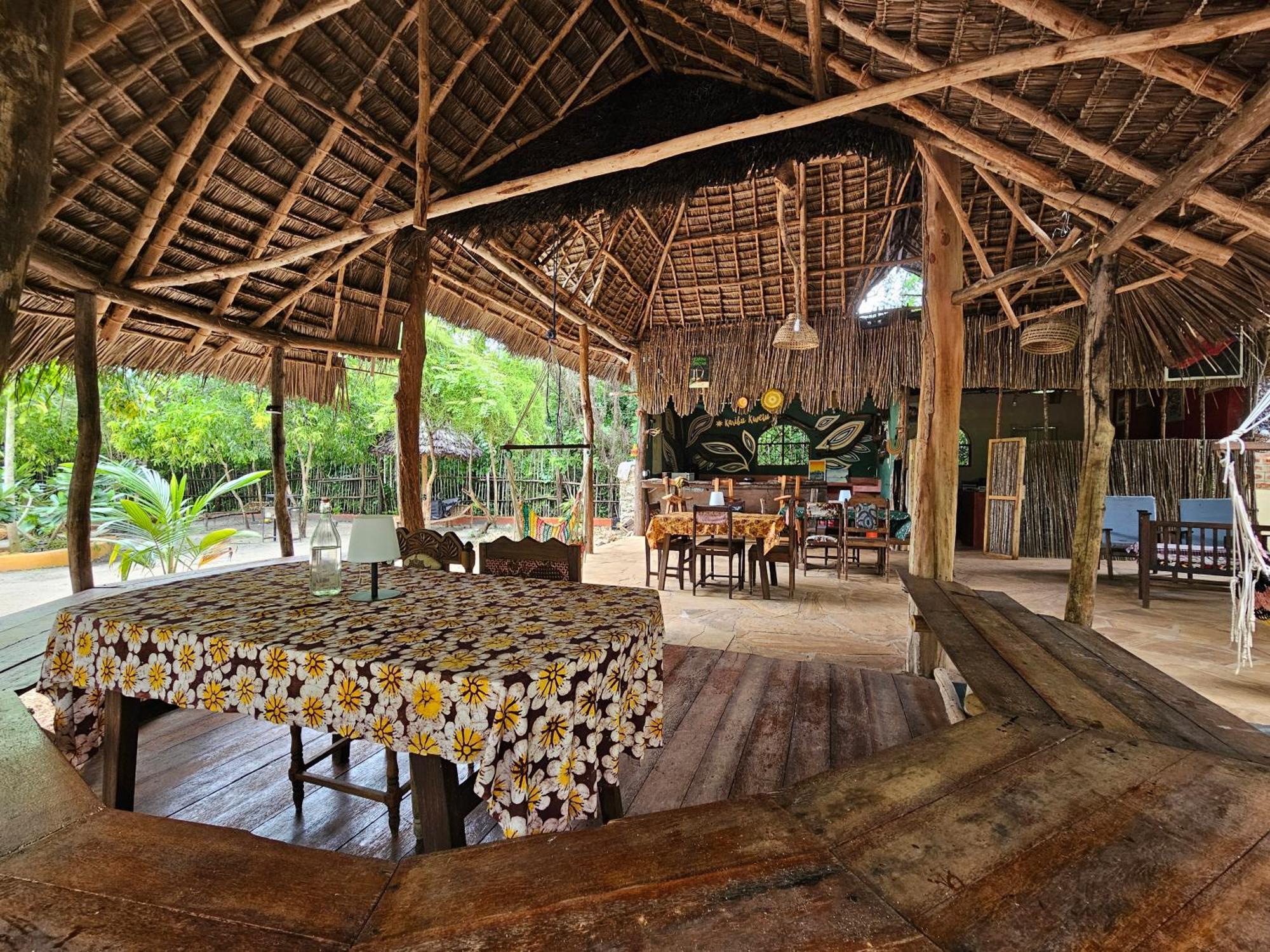 Bed & Breakfast Karibu Maisha