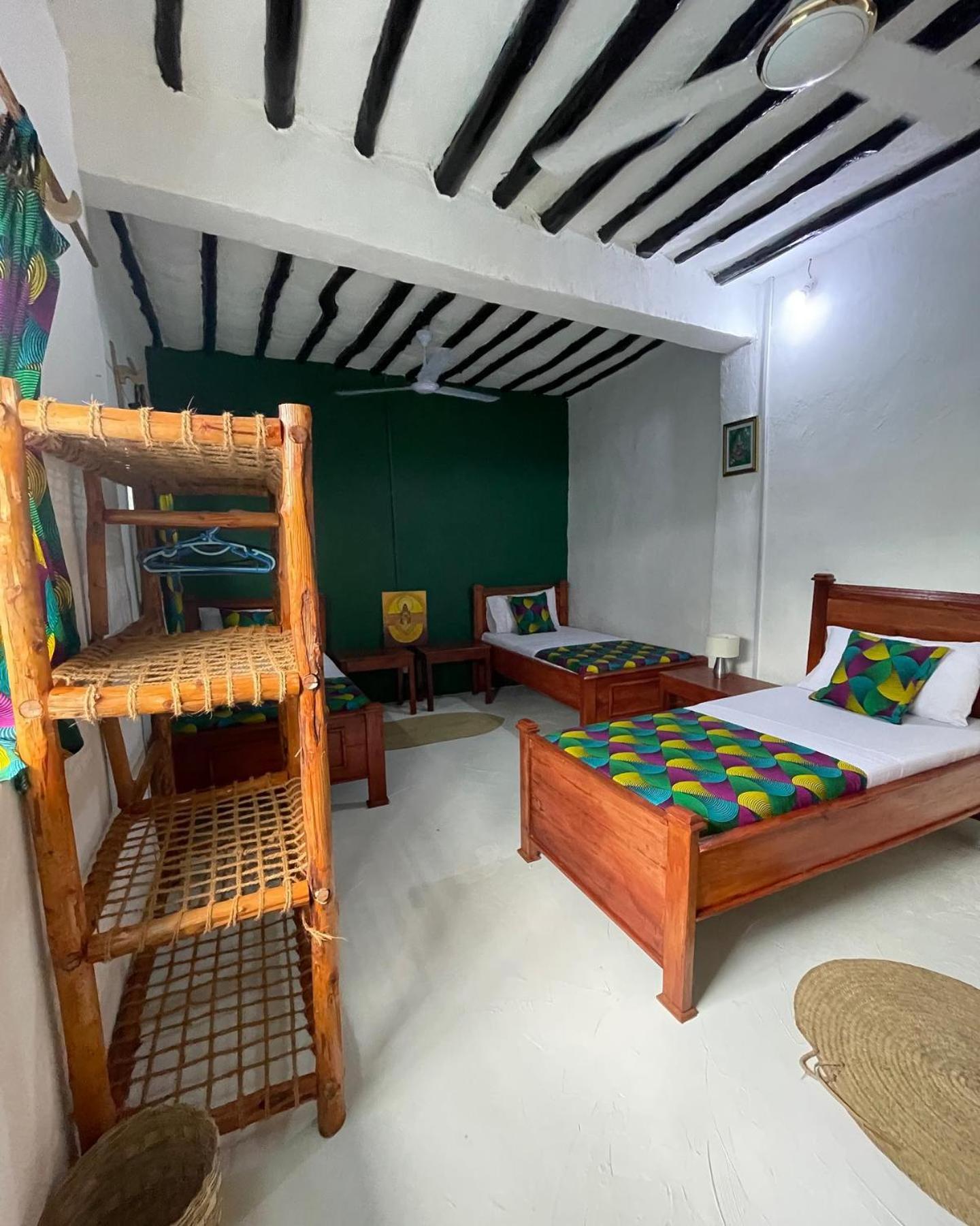 Malaika House Bed & Breakfast Paje