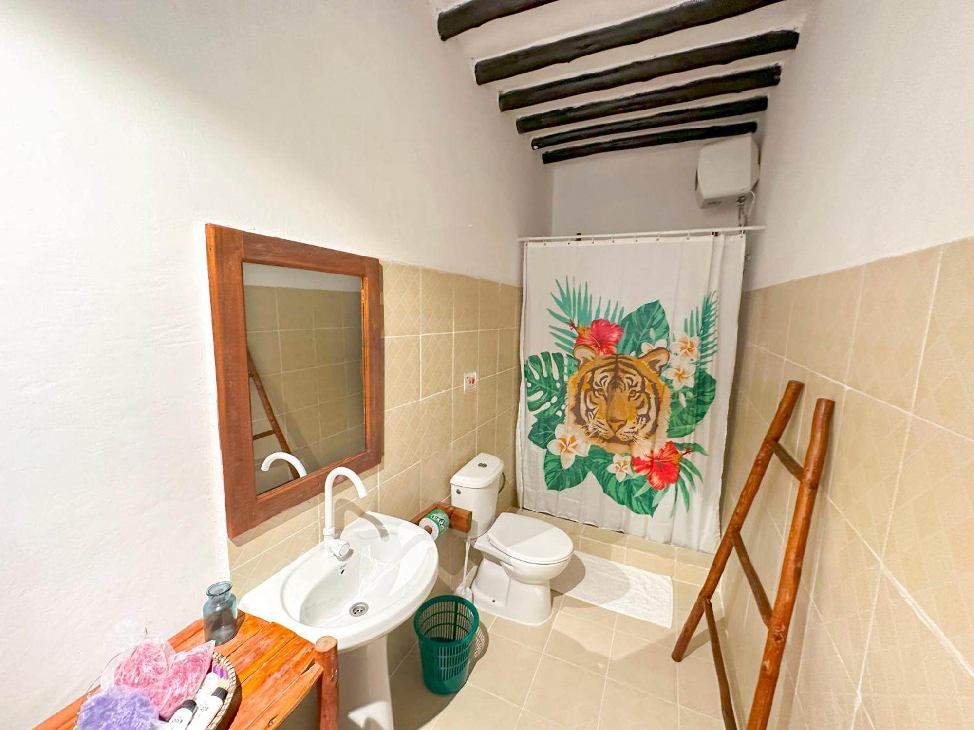 The African Paradise Hotel 3*