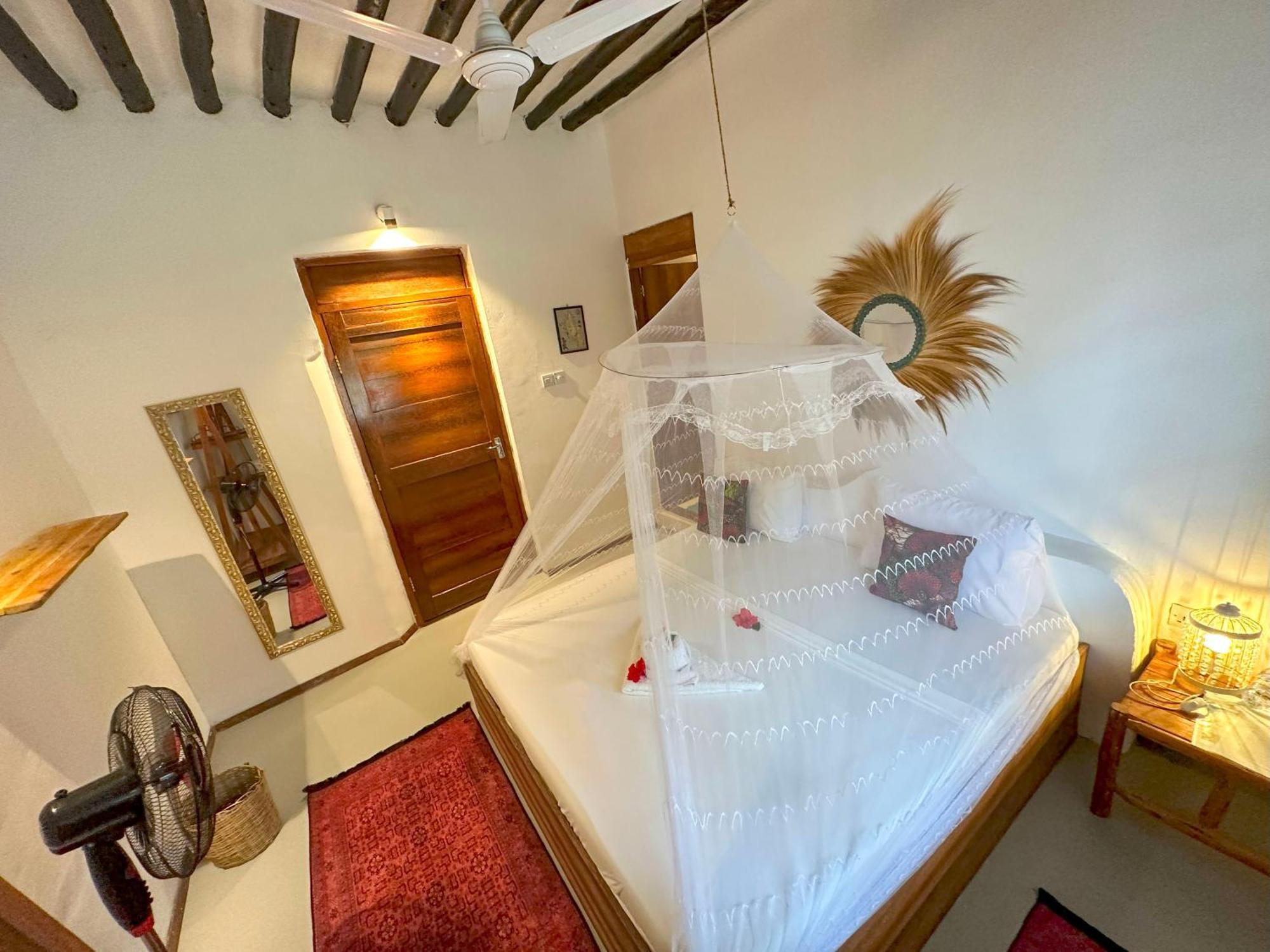The African Paradise Hotel Bwejuu