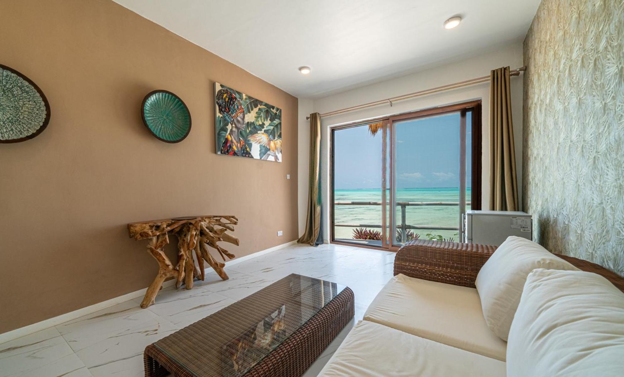 Coral Rocks & Restaurant Hotel 3*