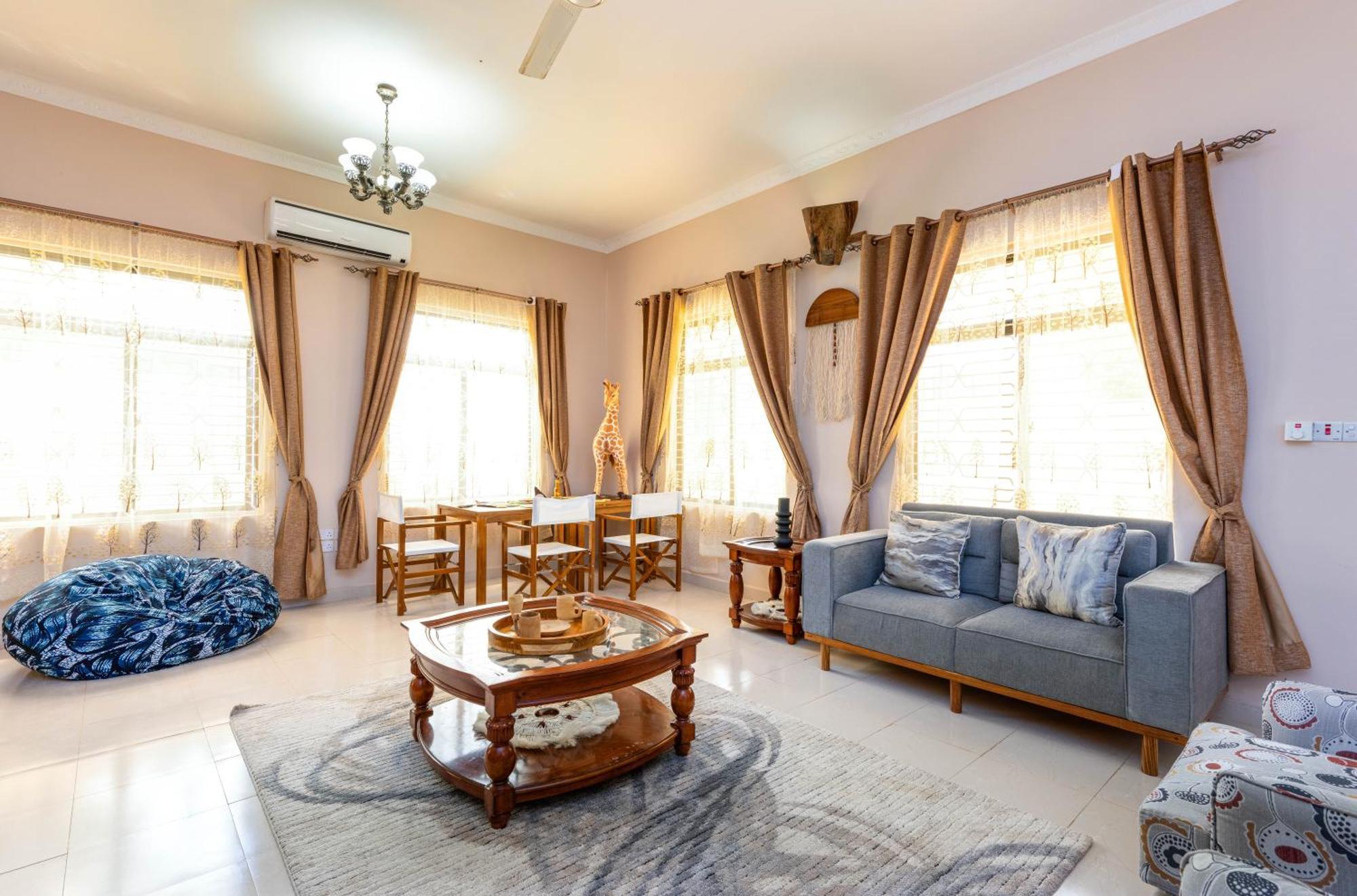 Guest house Shivo