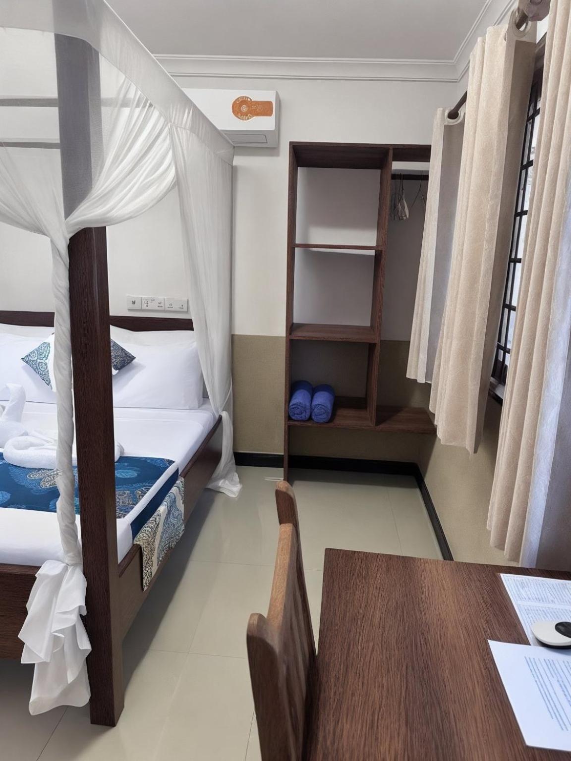 Amber Bed & Breakfast *