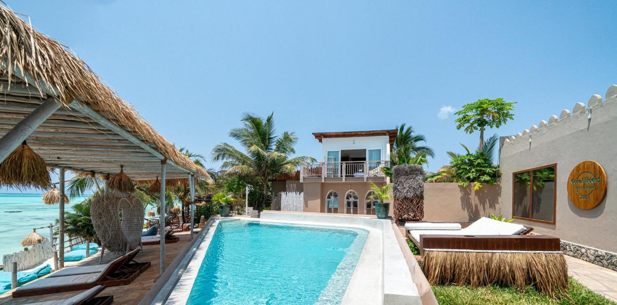 Hotel Coral Rocks & Restaurant 3*