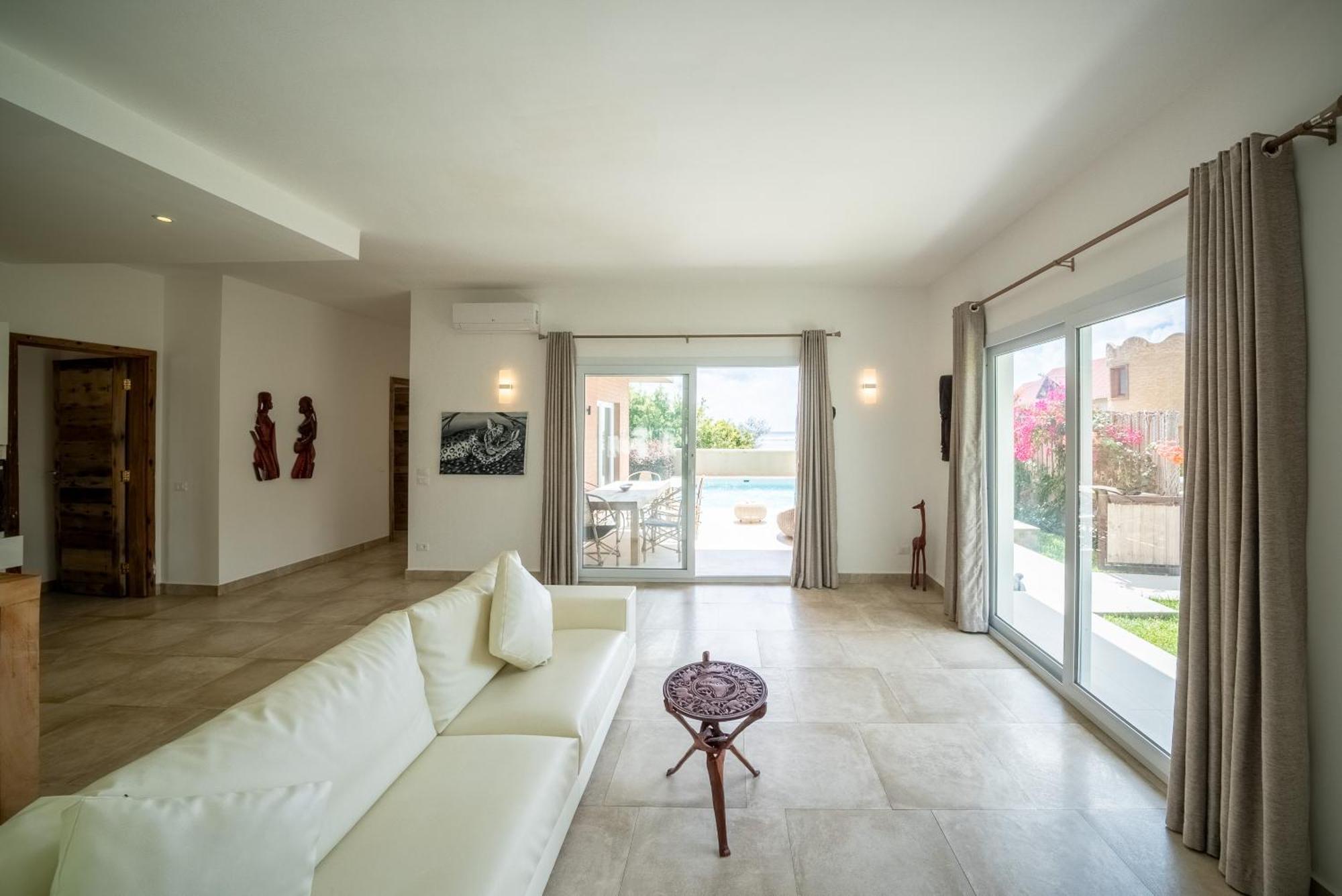 Holiday home Sandbank View - Private Pool- Zanzibarhouses *