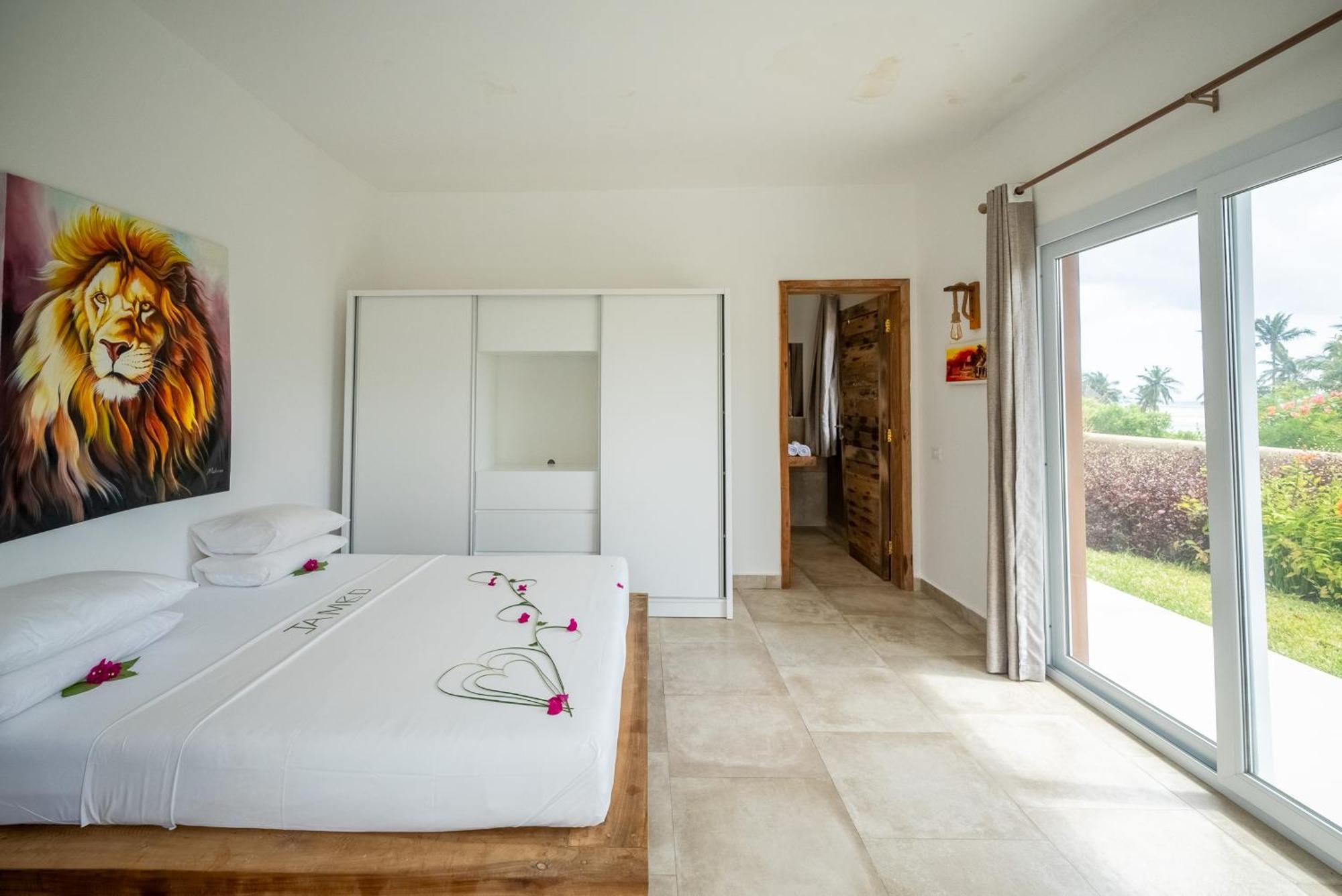 Holiday home Sandbank View - Private Pool- Zanzibarhouses *