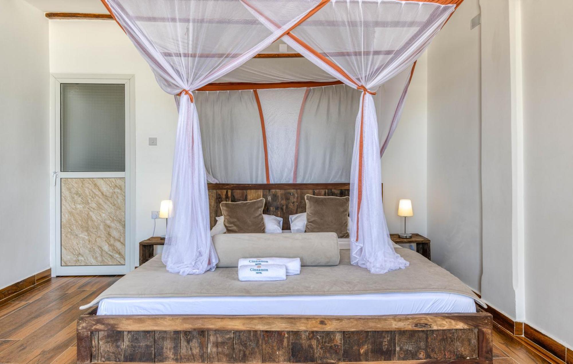 Cinnamon Hotel