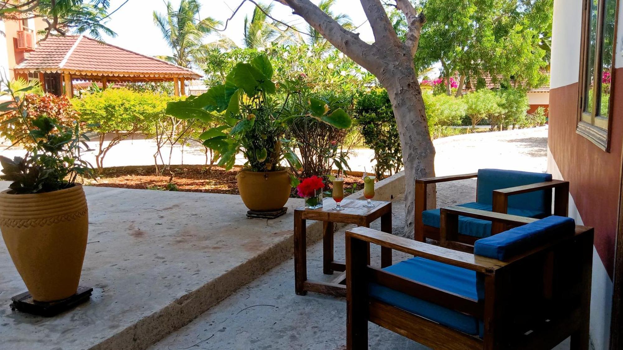 Fleur De Lys Villa Makunduchi
