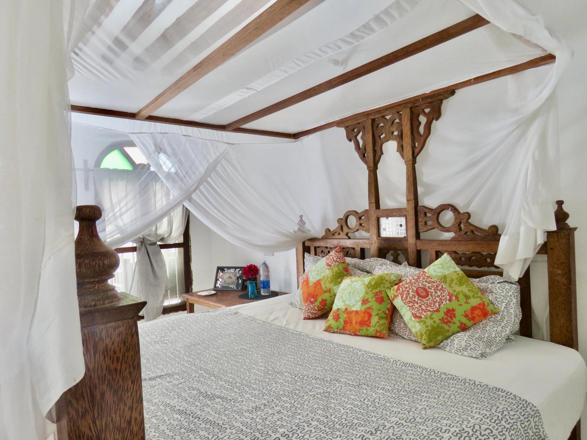Bed & Breakfast Retreat