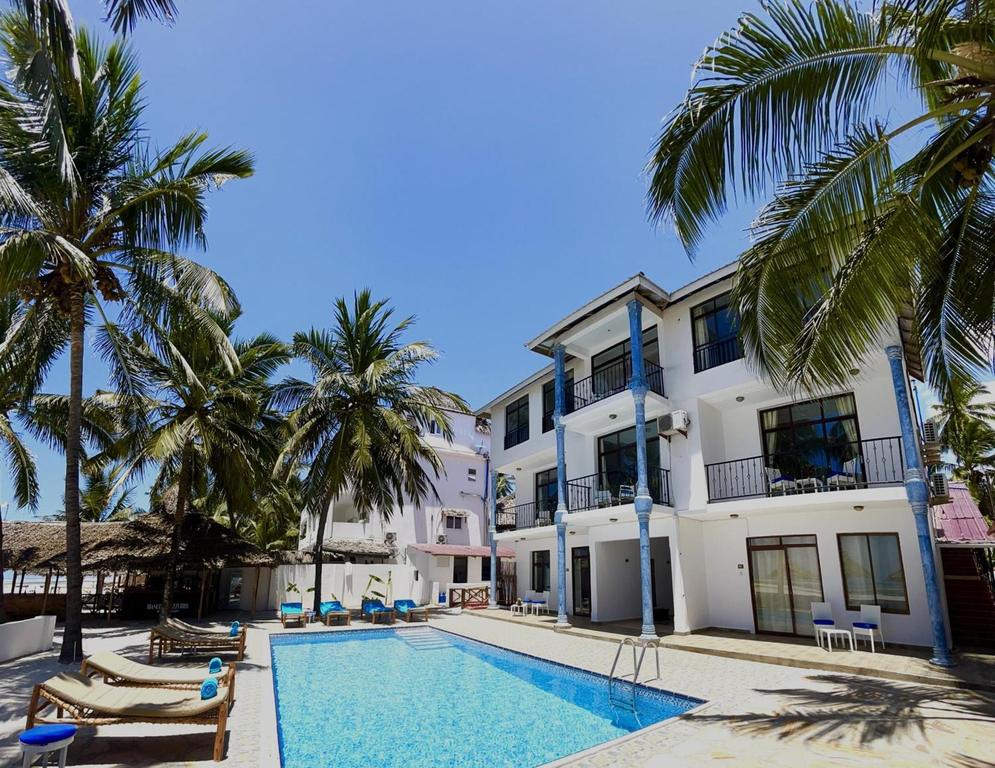 Bianco Azzurro & Restaurant Hotel Pwani Mchangani