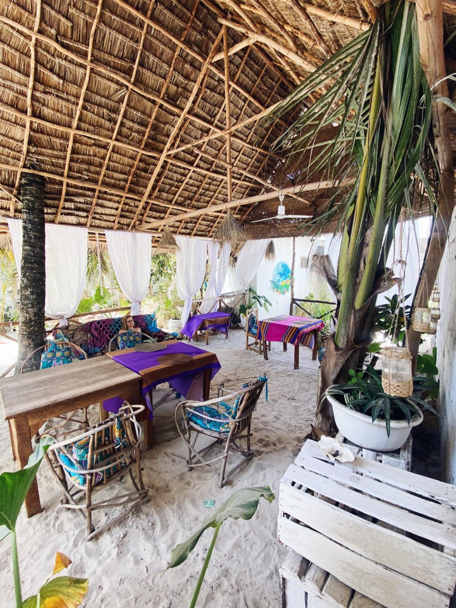 Bed & Breakfast Malaika House Paje