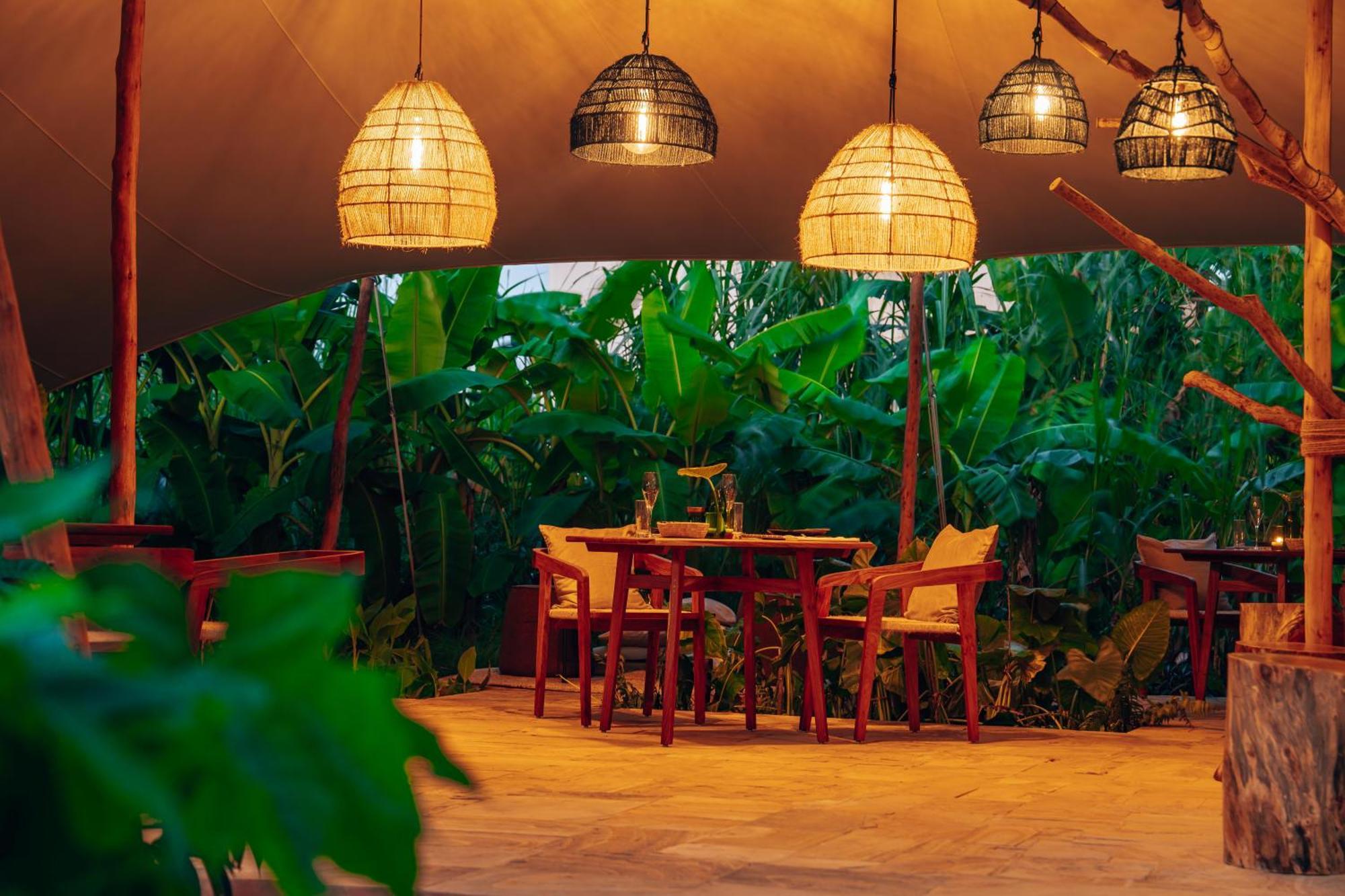 Ycona Luxury Hotel Uroa