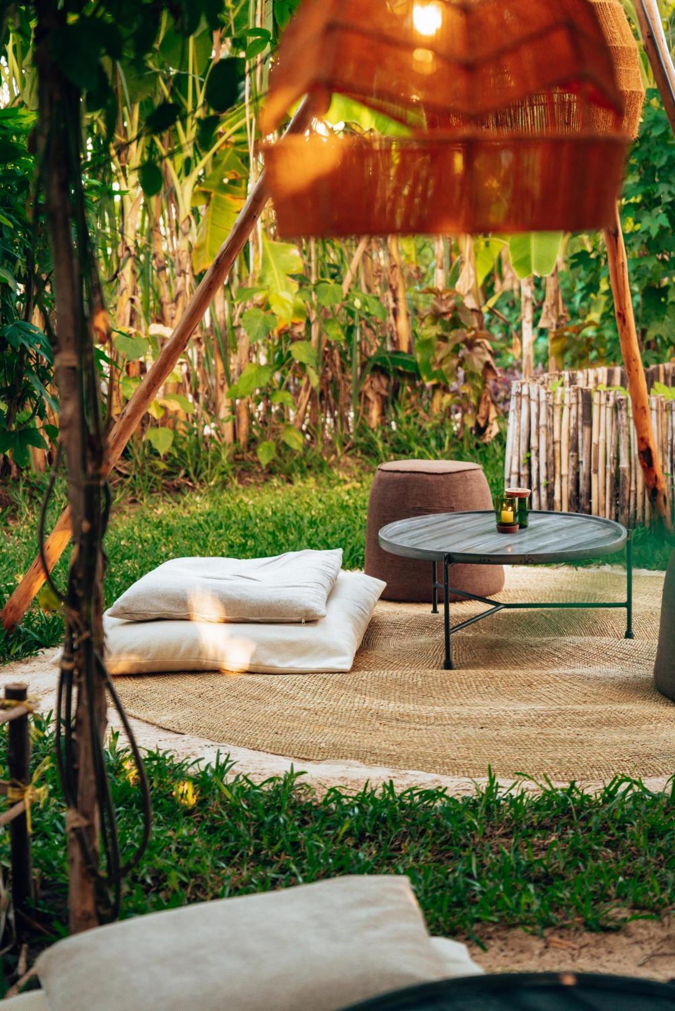 Ycona Luxury Uroa