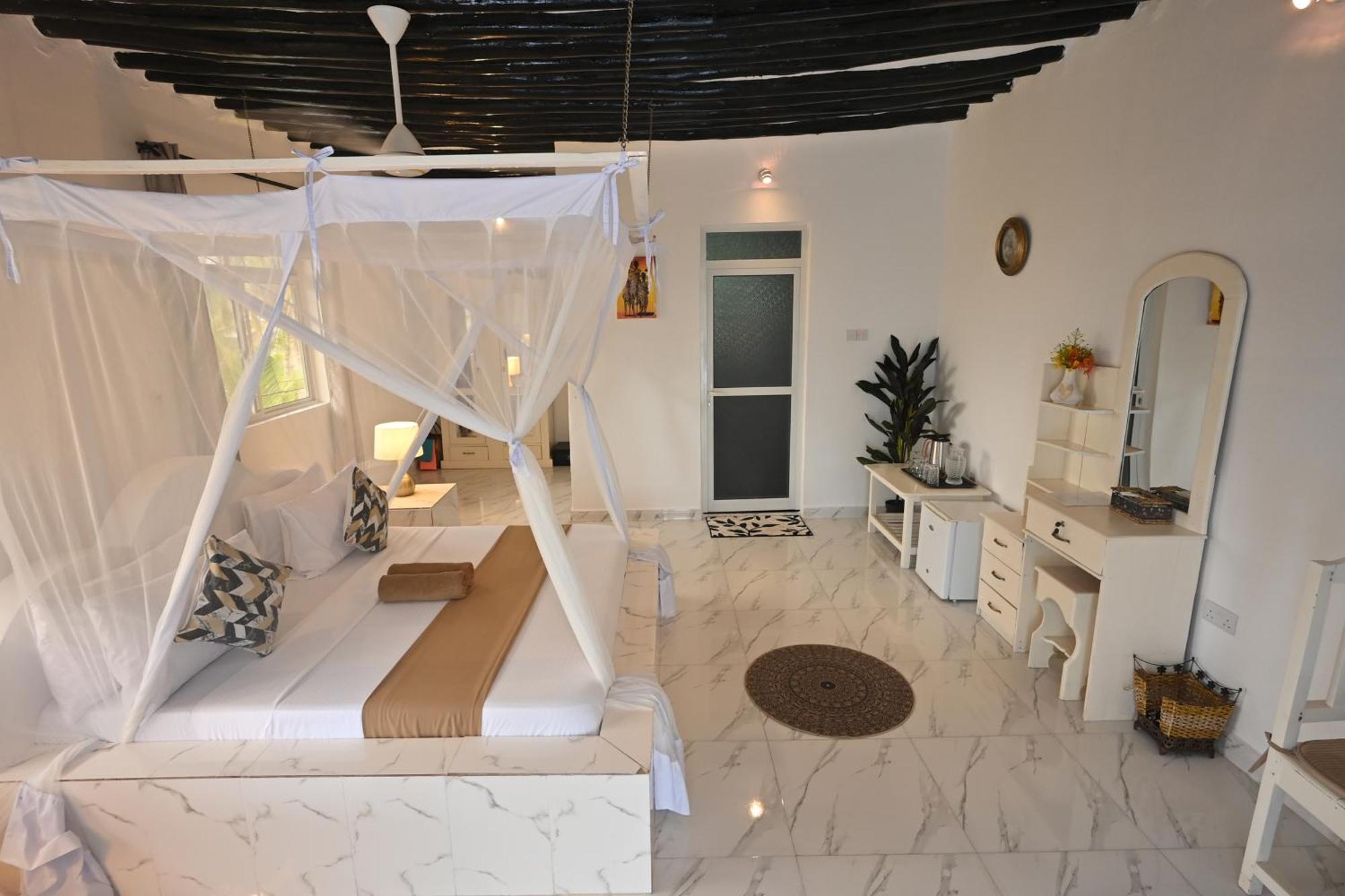Ananda Zanzibar 2*