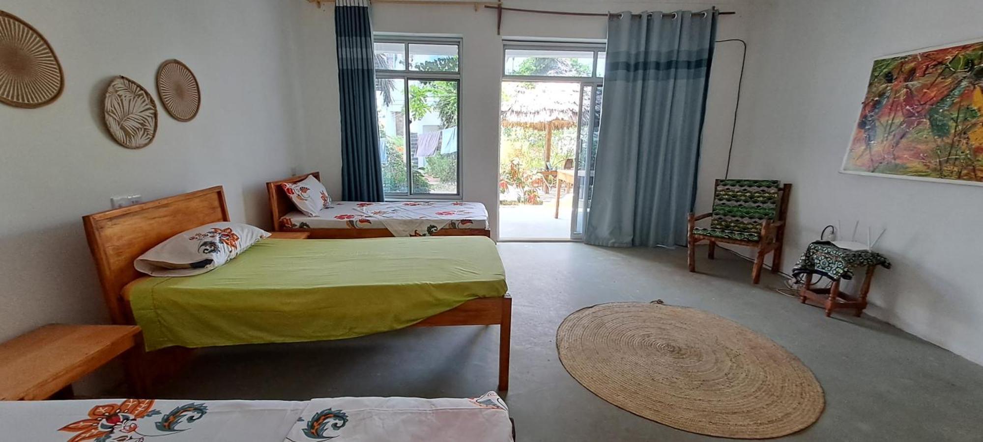 Karibu House Bed & Breakfast *