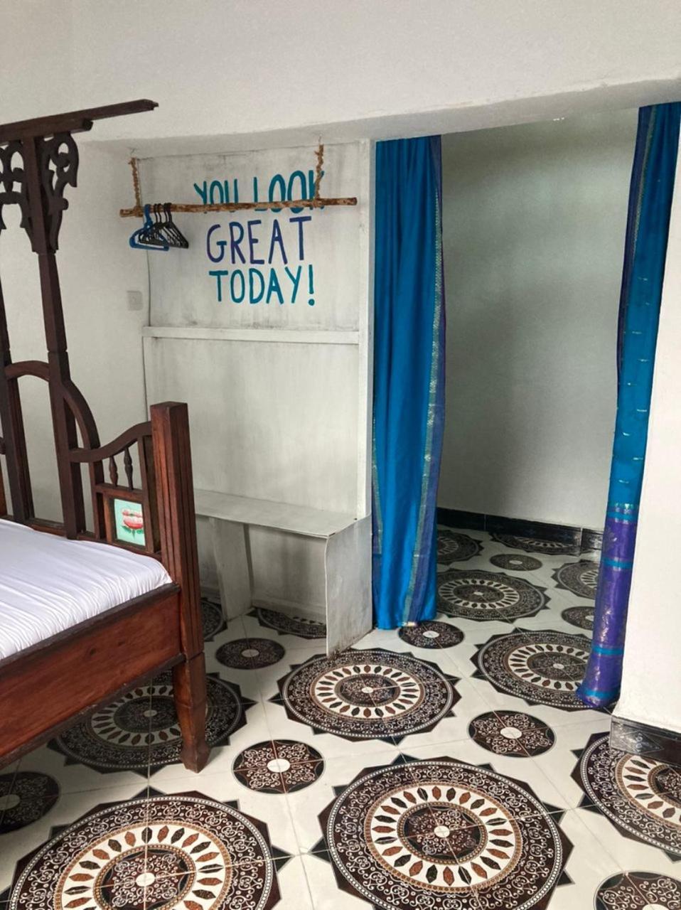 Bed & Breakfast Malaika House *