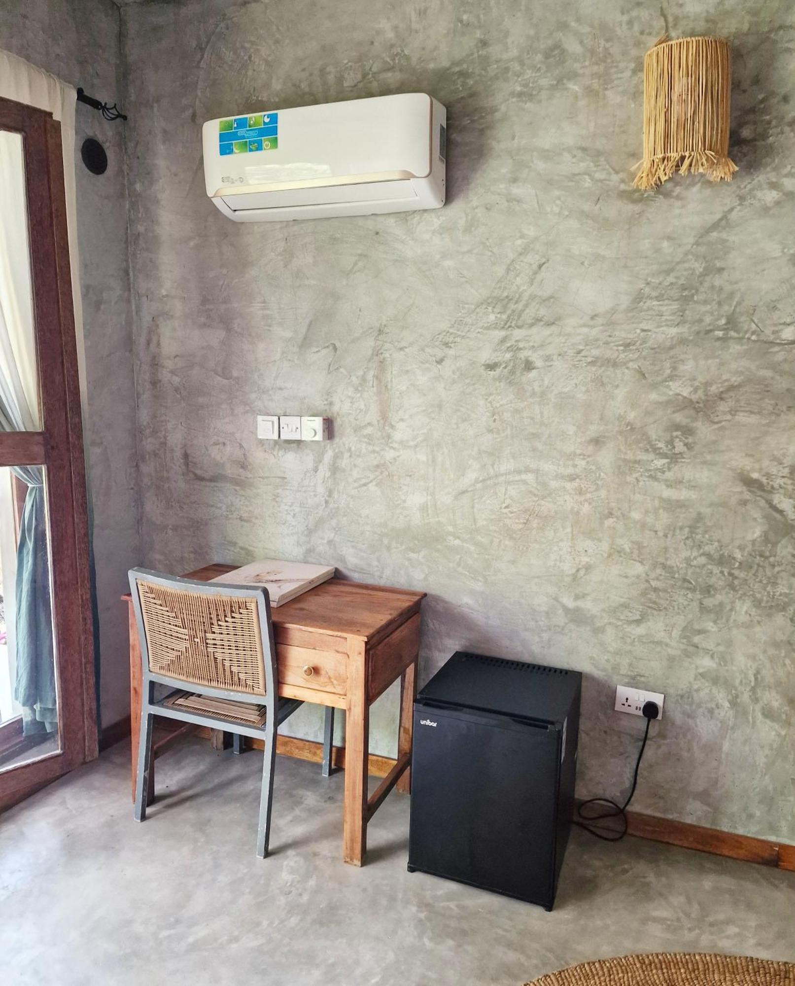 Aya Hotel 3*