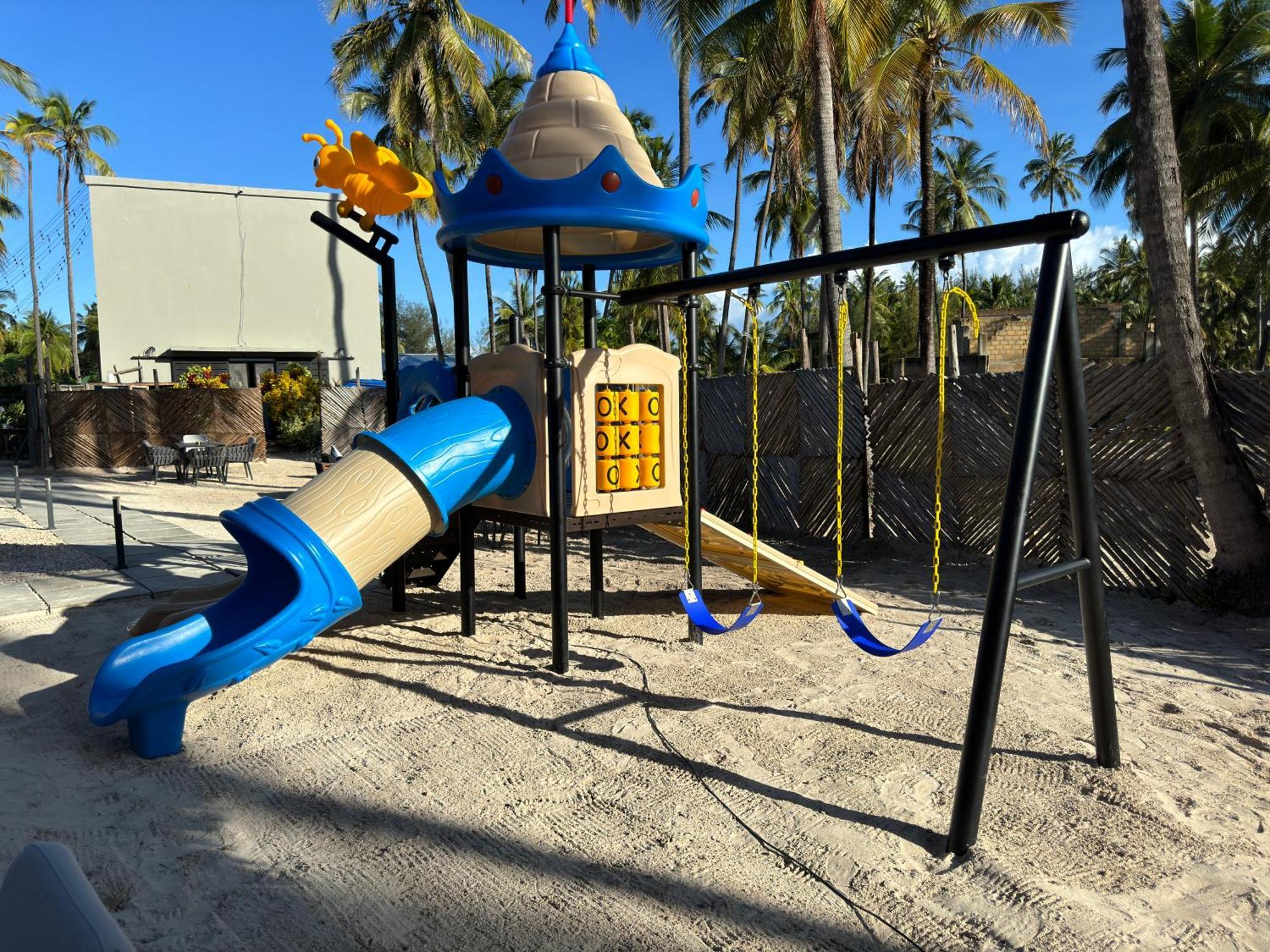 Hotel V In Paje
