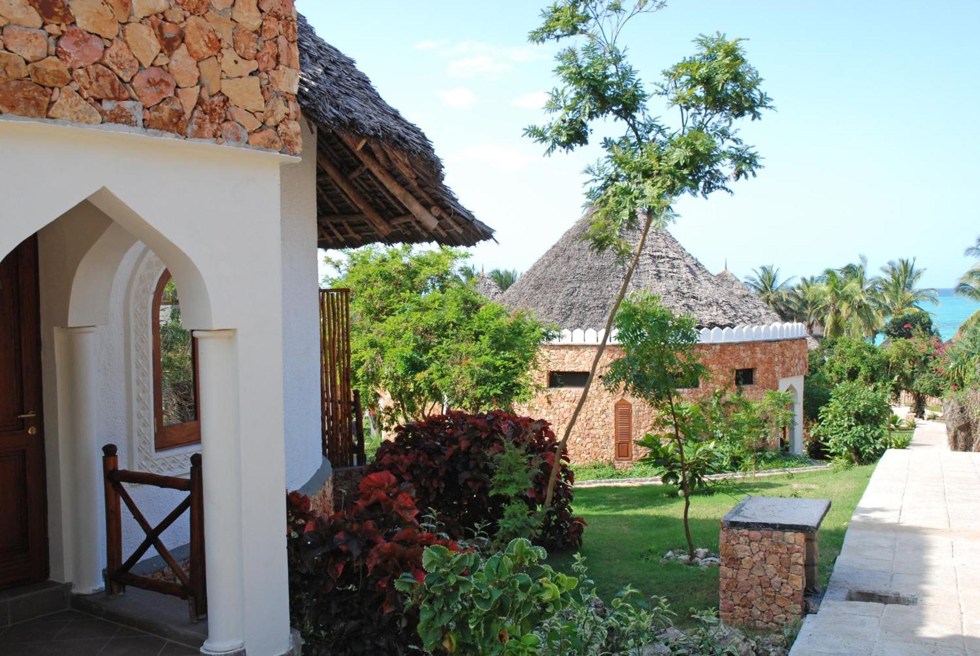 Hotel Sultan Sands Island & Spa 4*